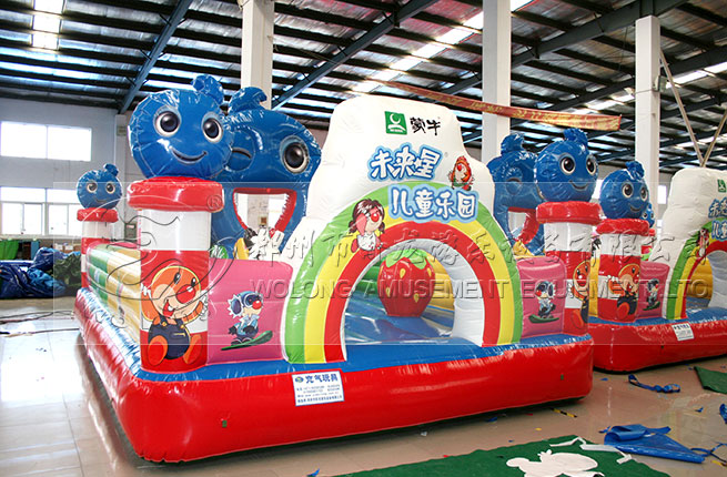 蒙牛未來星乳業(yè)城堡